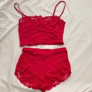 NWT Victoria’s Secret sleep set
